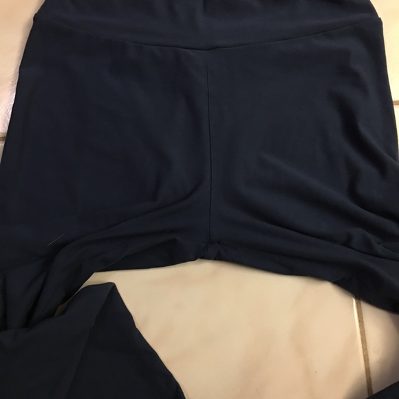 Lularoe OS solid blue leggings, like new! - Picture 3 of 8